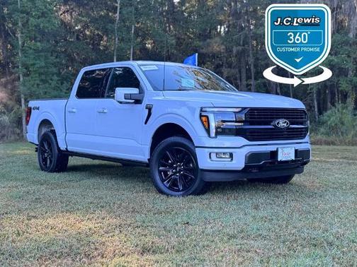2025 Ford F-150 PLATINUM