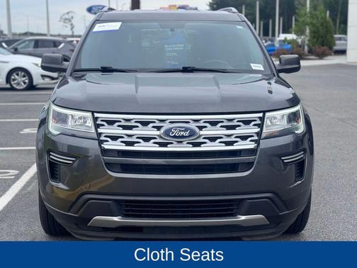 MAGNETIC METALLIC 2018 Ford Explorer XLT
