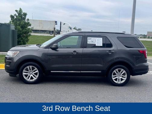 MAGNETIC METALLIC 2018 Ford Explorer XLT