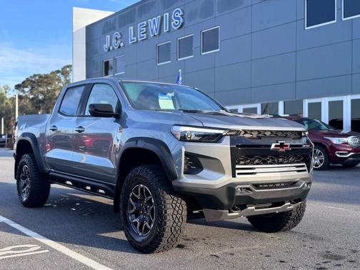 Sterling Gray Metallic 2025 Chevrolet Colorado ZR2