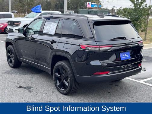 2024 Jeep Grand Cherokee Altitude