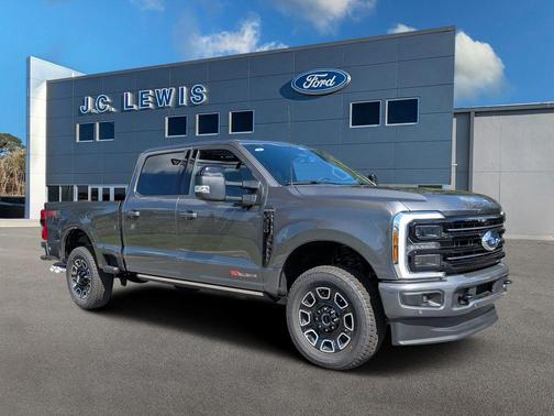 2026 Ford F-350 Platinum