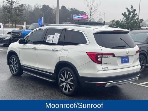 2019 Honda Pilot TOURING 8-PASSENGER