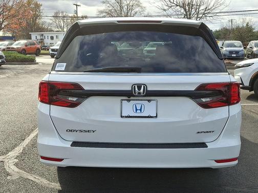 2023 Honda Odyssey Sport