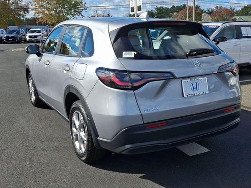 2023 Honda HR-V LX