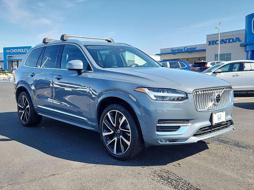 2023 Volvo XC90 B6 Plus 6-Seater