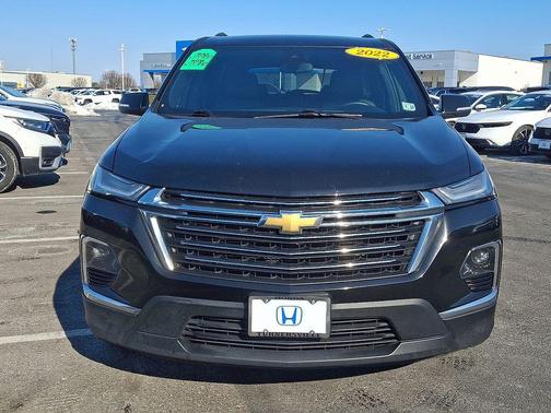 2022 Chevrolet Traverse LT Leather