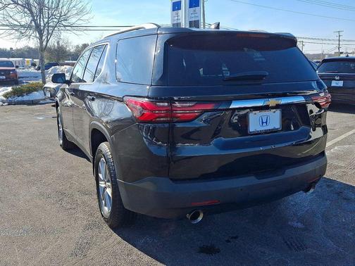 2022 Chevrolet Traverse LT Leather