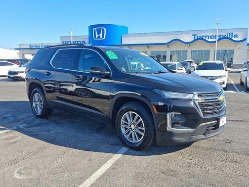 2022 Chevrolet Traverse LT Leather