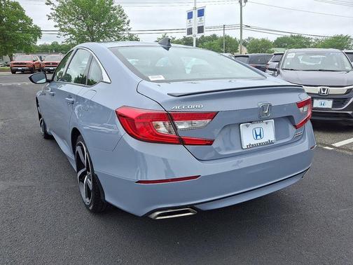 2022 Honda Accord Sport SE