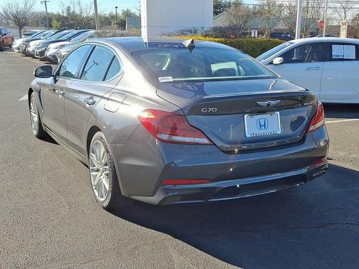 2021 Genesis G70 2.0T