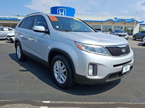 2015 Kia Sorento LX