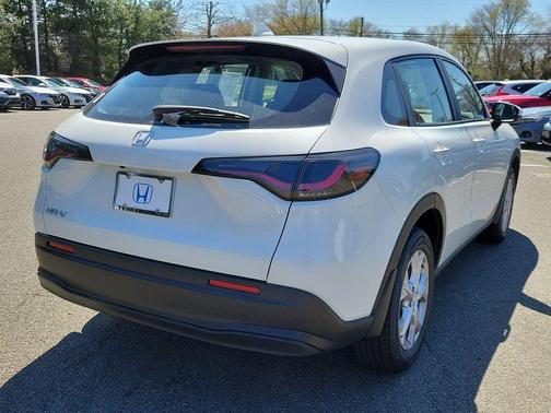 2025 Honda HR-V LX