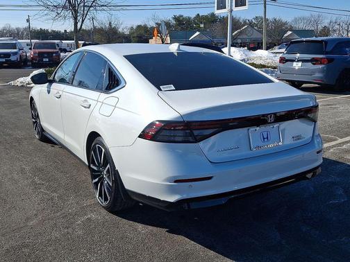 2025 Honda Accord Hybrid Touring