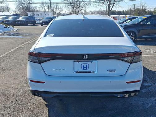2025 Honda Accord Hybrid Touring
