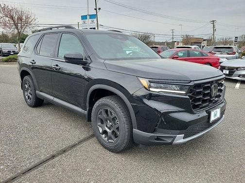 2025 Honda Pilot TrailSport
