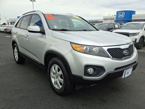2013 Kia Sorento LX