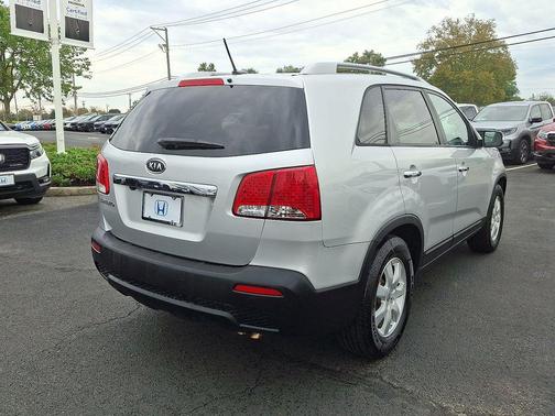2013 Kia Sorento LX