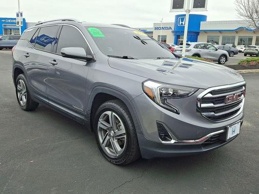 2020 GMC Terrain SLT