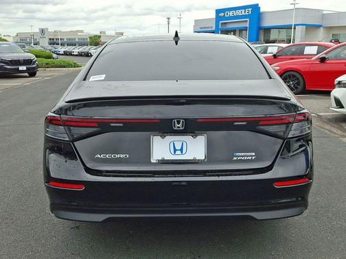 Crystal Black Pearl 2024 Honda Accord Hybrid Sport