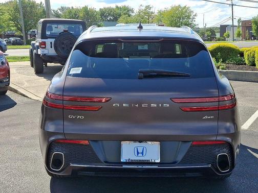 2023 Genesis GV70 2.5T