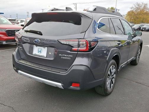 2024 Subaru Outback Touring