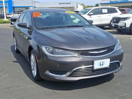 2015 Chrysler 200 Limited