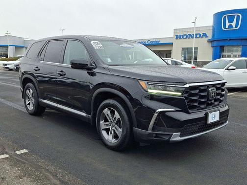 2023 Honda Pilot EX-L 8-Passenger