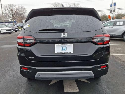 2023 Honda Pilot EX-L 8-Passenger