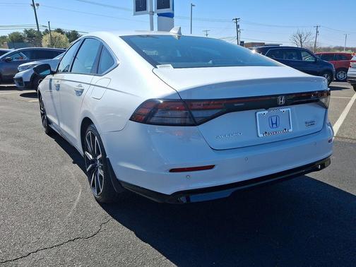 2023 Honda Accord Hybrid Touring