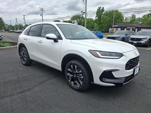 Platinum White Pearl 2027 Honda HR-V EX-L