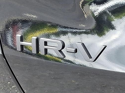 Crystal Black Pearl 2026 Honda HR-V Sport