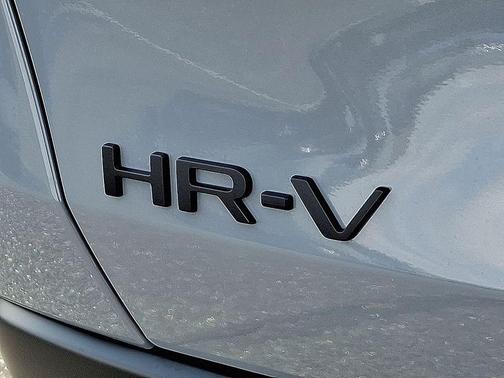 Urban Gray Pearl 2026 Honda HR-V Sport
