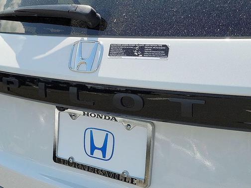 2025 Honda Pilot Touring