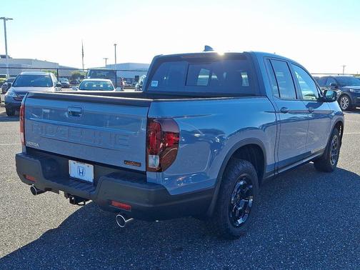 2025 Honda Ridgeline TrailSport+