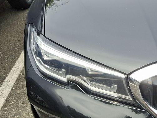 2020 BMW 330 i xDrive