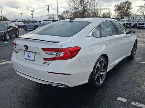 2022 Honda Accord Hybrid Sport
