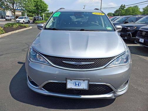 2018 Chrysler Pacifica Touring-L