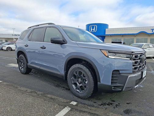 Sonic Gray Pearl 2026 Honda Pilot TrailSport