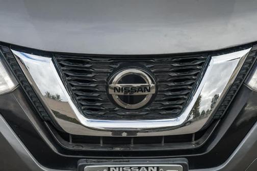 Gun Metallic 2020 Nissan Rogue SV