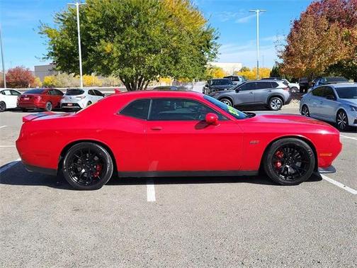 2016 Dodge Challenger SRT 392