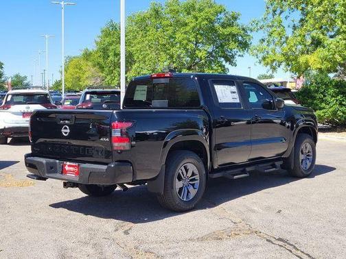 Super Black 2026 Nissan Frontier SV