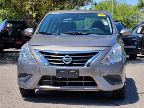 2017 Nissan Versa 1.6 S+