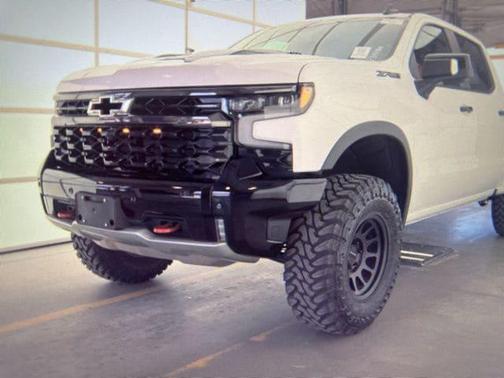 Summit White 2025 Chevrolet Silverado 1500 ZR2