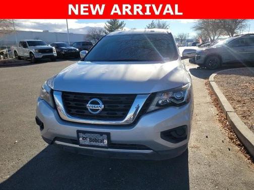 2018 Nissan Pathfinder S