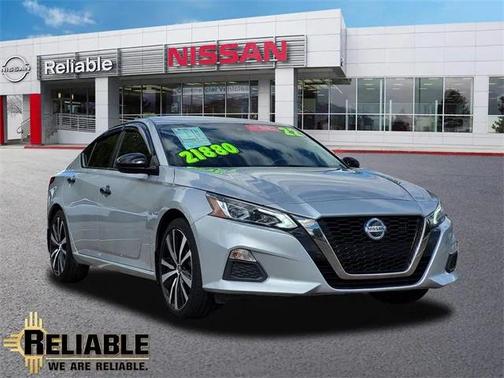 2022 Nissan Altima SR FWD