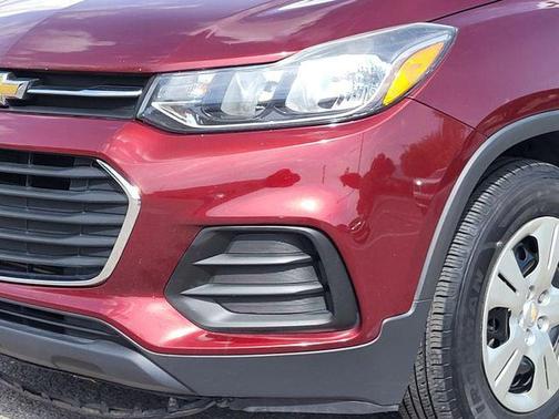 Crimson Metallic 2017 Chevrolet Trax LS