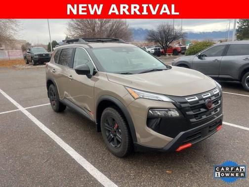 2025 Nissan Rogue Rock Creek