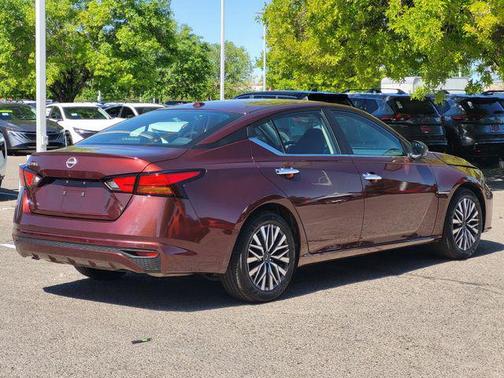 Garnet Pearl 2025 Nissan Altima 2.5 SV