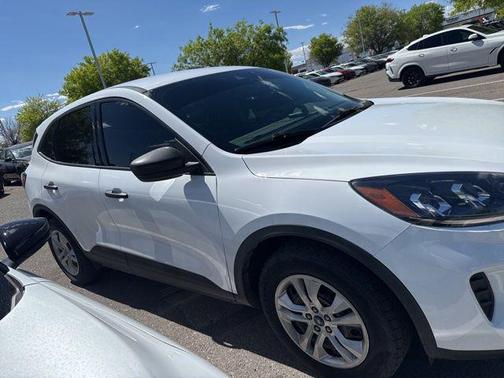Oxford White 2022 Ford Escape S